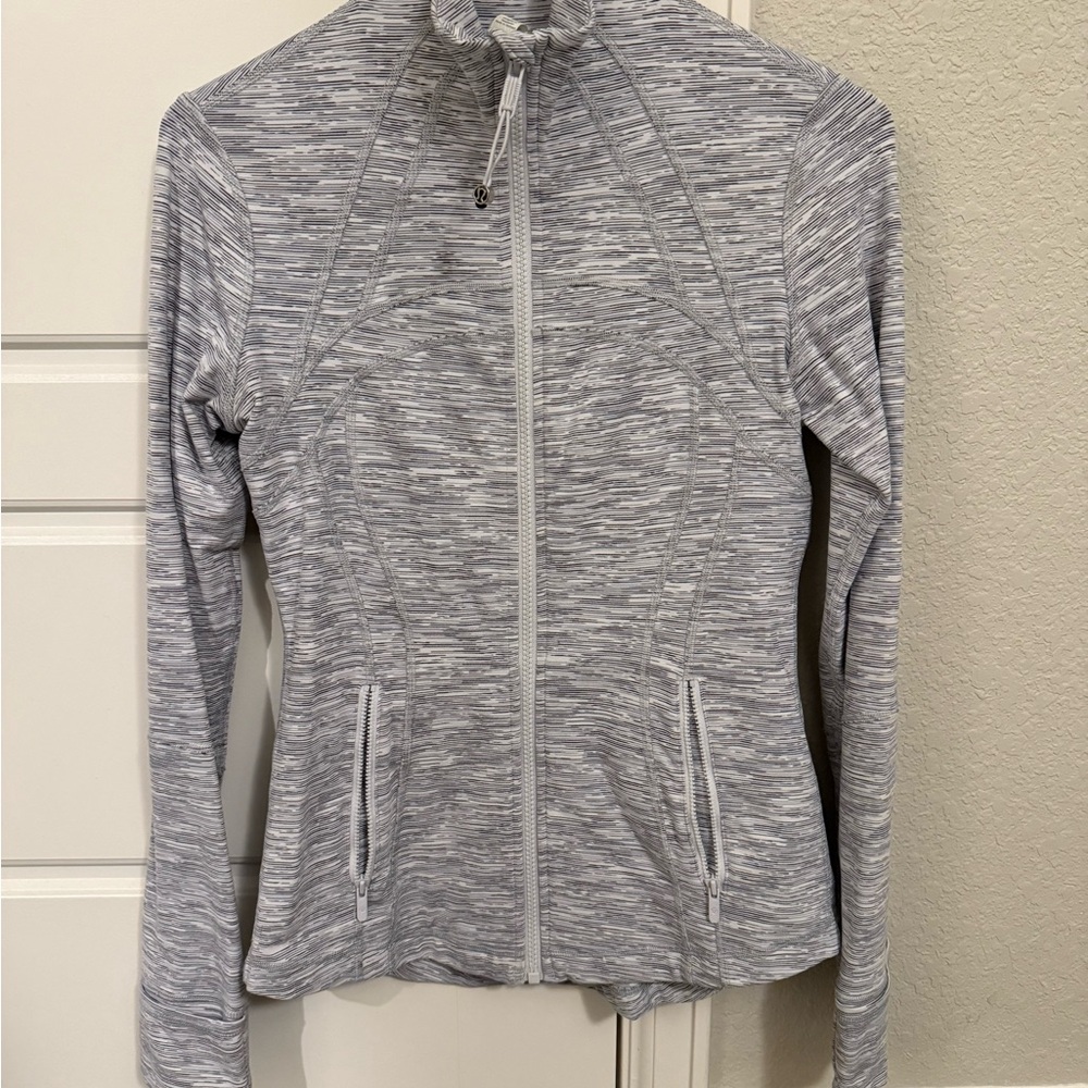 Lululemon Define Jacket - Picture 2 of 9